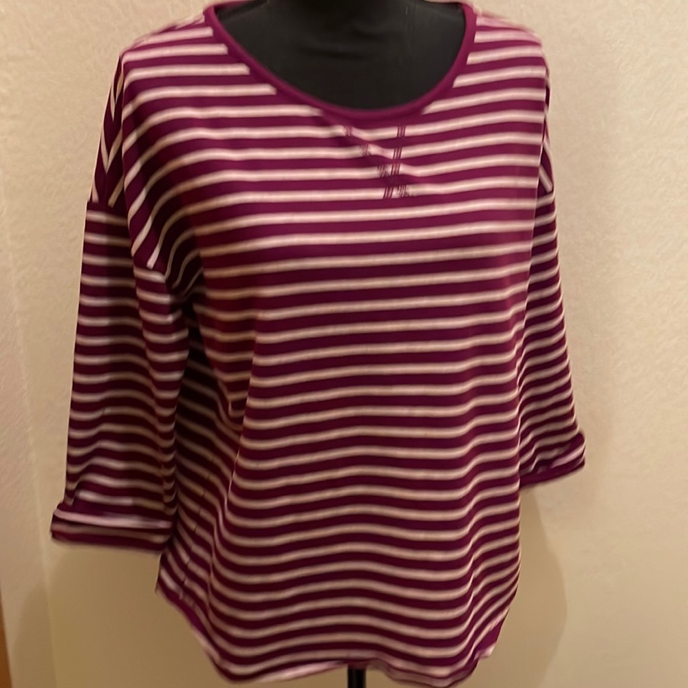 EUC women’s White Stag boat neck 3/4 sleeve top